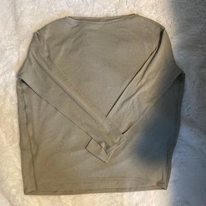 Lululemon back in action long sleeve *nulu sz 0